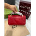 Брендовая женская сумка Gucci Marmont Medium Shoulder Bag Red Брендовая женская сумка Gucci Marmont Medium Shoulder Bag Red