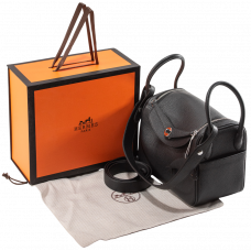 Брендовая женская сумка Hermes Lindy 25 Handbag in Black - A0145