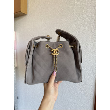 Брендовая женская сумка Chanel 25 Suede Bucket Bag из натуральной замши с металлической цепочкой | Стильный ретро-мешок от Шанел, Premium качество 1:1 (C453)