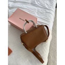 Брендовая женская сумка Miu Miu Beau Tote Bag in Brown Leather - M174