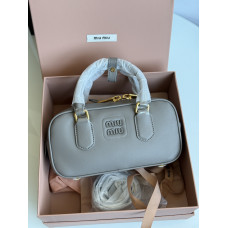 Брендовая женская сумка Miu Miu Arcadie Leather Bag Grey | Cтильная и элегантаная, из натуральной кожи M475