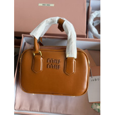 Брендовая женская сумка Miu Miu Arcadie Leather Bag Brown | Cтильная и элегантаная, из натуральной кожи M476