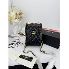 Chanel Mini Flap Crossbody Phone Holder Black - миниатюрная фирменная сумочка со стеганым узором и металлической цепочкой (P10123)