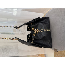 Брендовая женская сумка Chanel Bucket Bag Black с металлической цепочкой | Стильный ретро-мешок от Шанель, Premium качество (P10141)