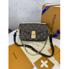 Брендовая женская сумка Louis Vuitton Pochette Metis East West Brown - Р1006 Брендовая женская сумка Louis Vuitton Pochette Metis East West Brown - Р1006